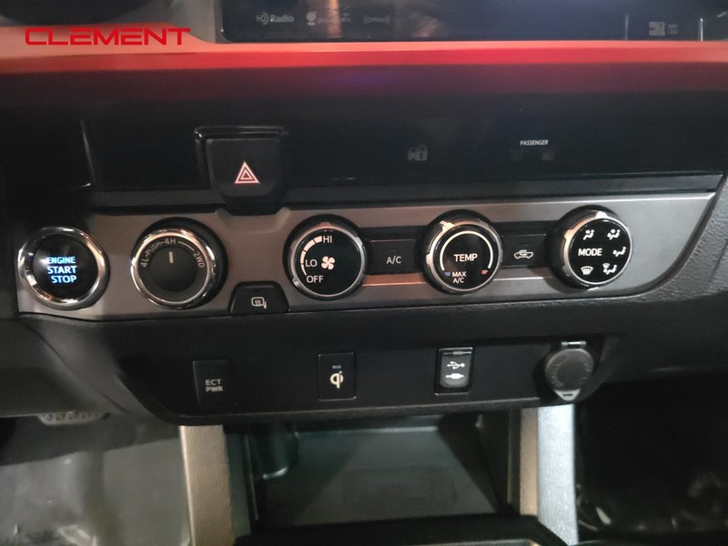 Toyota Tacoma Vehicle Image 20