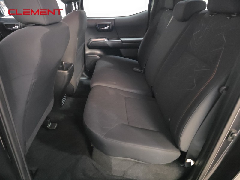 Toyota Tacoma Vehicle Image 28