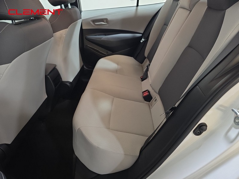 Toyota Corolla Vehicle Image 26
