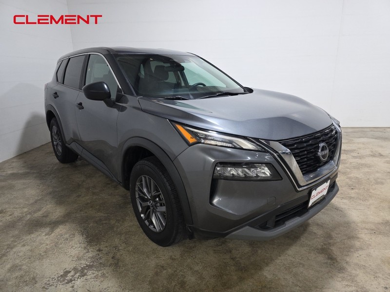 Nissan Rogue Vehicle Image 03