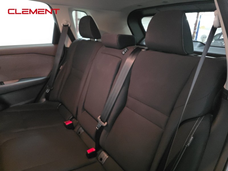 Nissan Rogue Vehicle Image 27