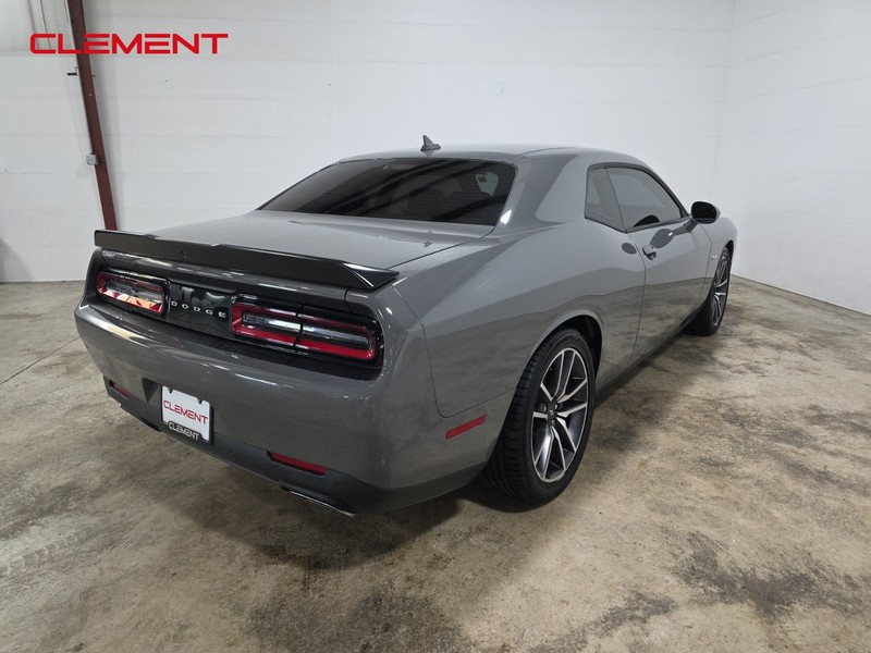 Dodge Challenger Vehicle Image 06