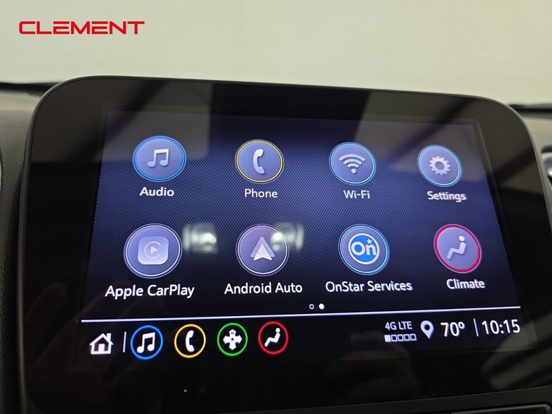 Chevrolet Malibu Vehicle Image 16