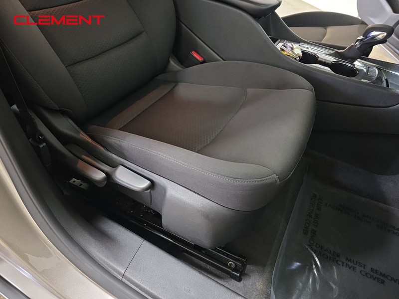 Chevrolet Malibu Vehicle Image 28
