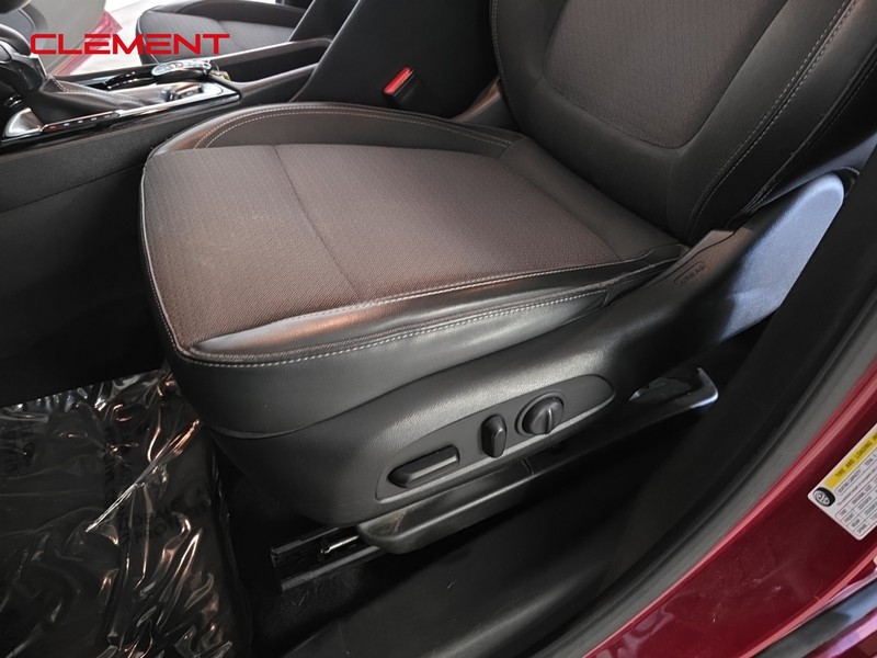 Buick Encore GX Vehicle Image 22