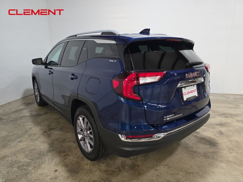 GMC Terrain Vehicle Image 08