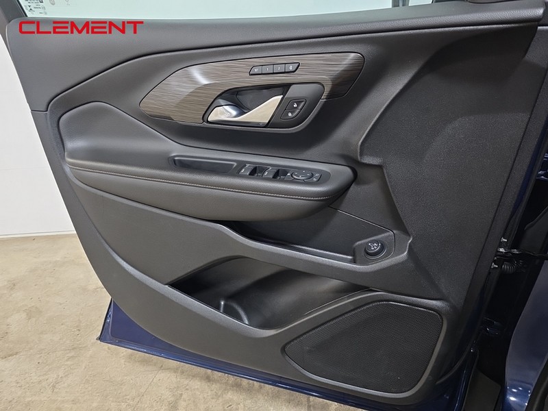 GMC Terrain Vehicle Image 22