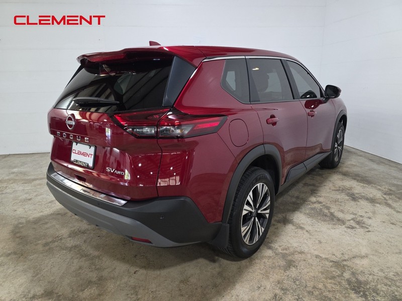 Nissan Rogue Vehicle Image 06