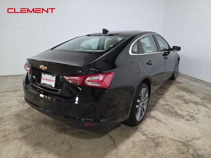 Chevrolet Malibu Vehicle Image 06