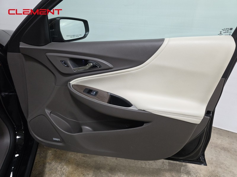 Chevrolet Malibu Vehicle Image 33