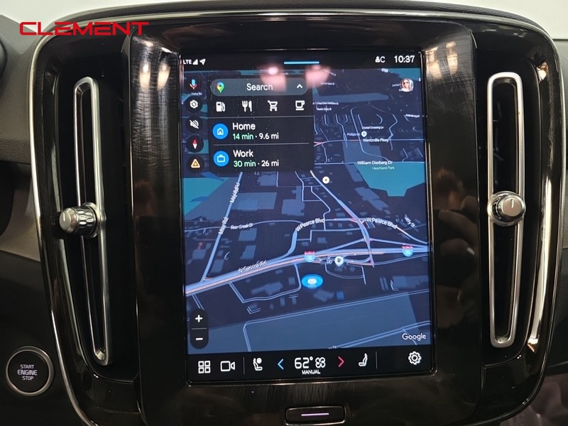 Volvo XC40 Vehicle Image 18
