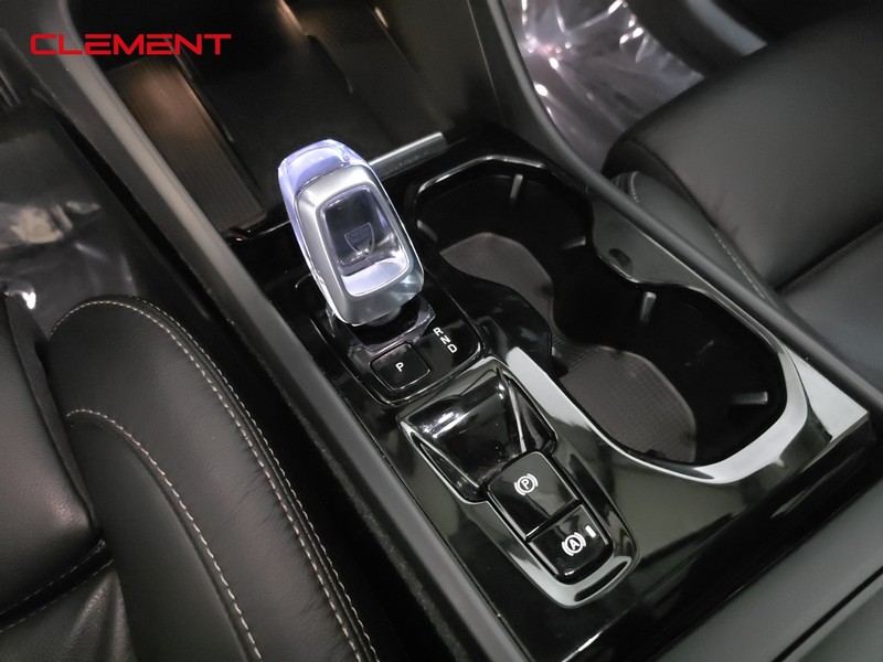 Volvo XC40 Vehicle Image 21