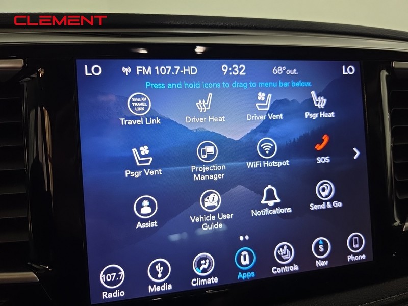 Chrysler Pacifica Vehicle Image 20