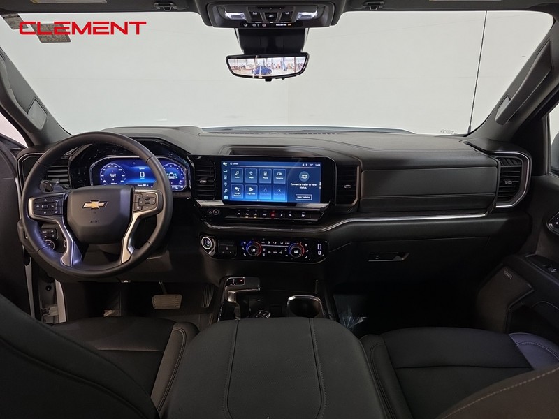 Chevrolet Silverado 1500 Vehicle Image 11