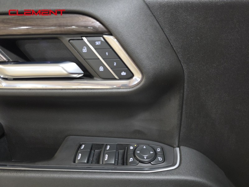 Chevrolet Silverado 1500 Vehicle Image 24