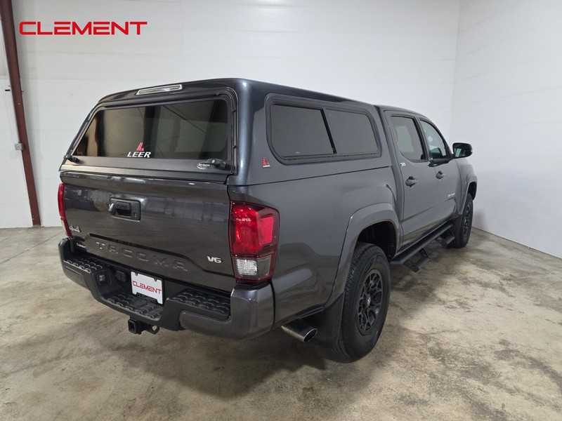 Toyota Tacoma 4WD Vehicle Image 06