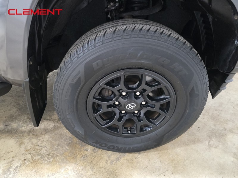 Toyota Tacoma 4WD Vehicle Image 33