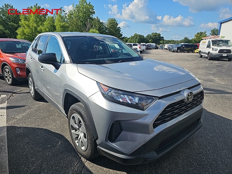 Toyota RAV4 Vehicle Image 02
