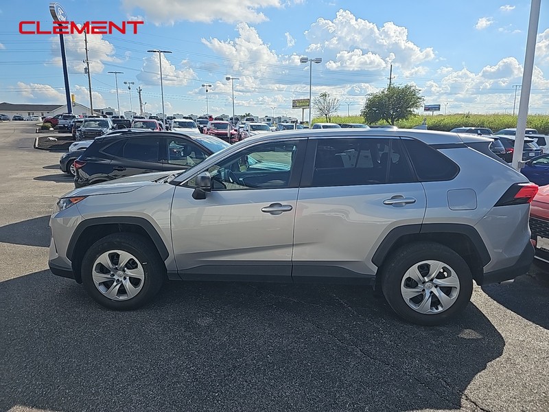 Toyota RAV4 Vehicle Image 03