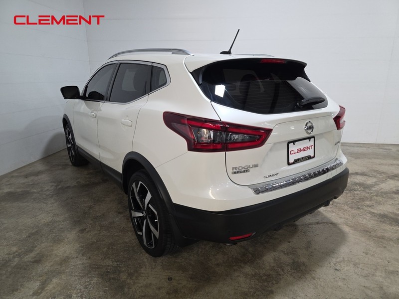 Nissan Rogue Sport Vehicle Image 08