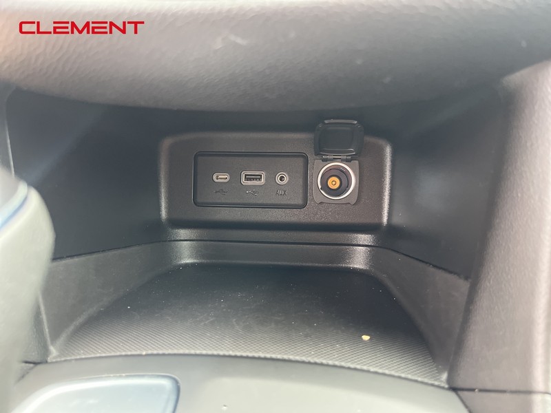 Chevrolet Equinox Vehicle Image 14