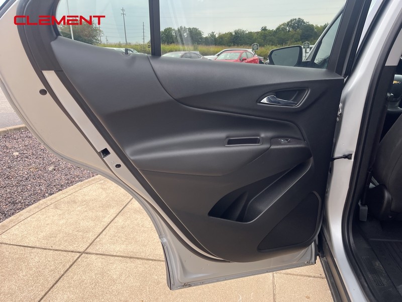 Chevrolet Equinox Vehicle Image 29