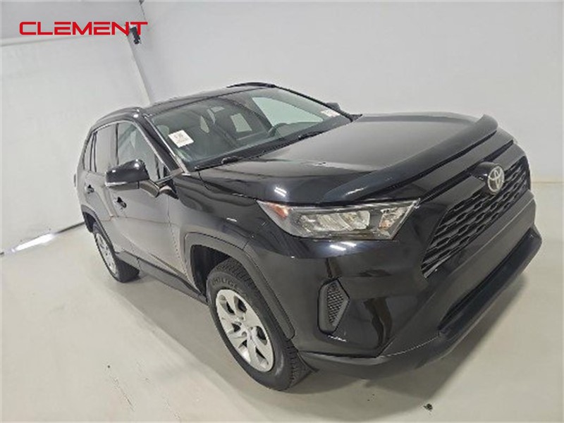 Toyota RAV4 Vehicle Image 02