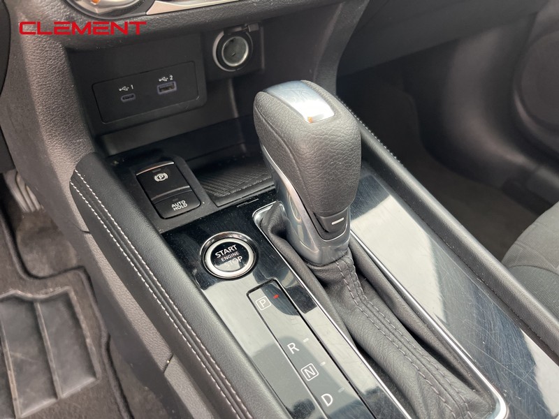 Nissan Kicks Vehicle Image 13