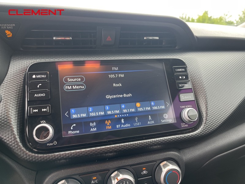Nissan Kicks Vehicle Image 16