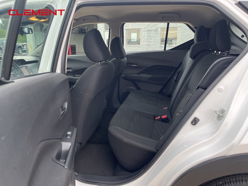 Nissan Kicks Vehicle Image 30