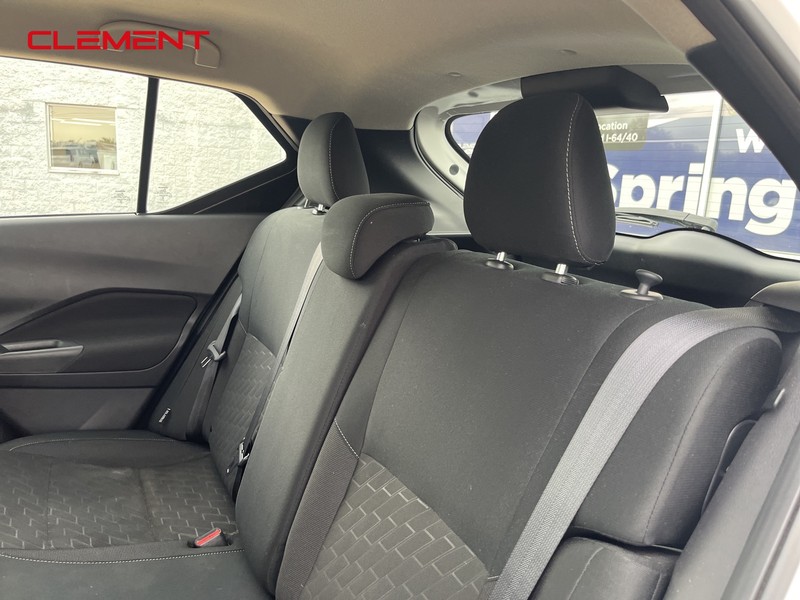 Nissan Kicks Vehicle Image 34