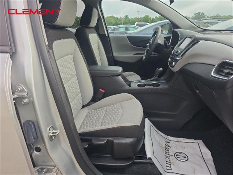 Chevrolet Equinox Vehicle Image 03