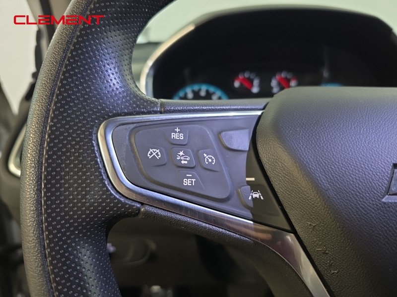 Chevrolet Equinox Vehicle Image 13