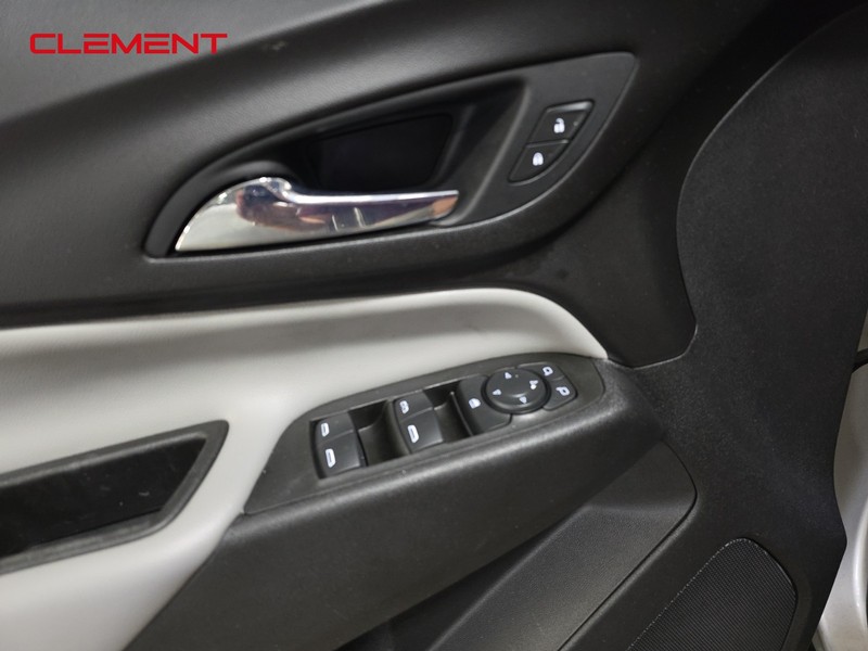 Chevrolet Equinox Vehicle Image 21
