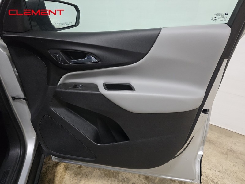 Chevrolet Equinox Vehicle Image 31