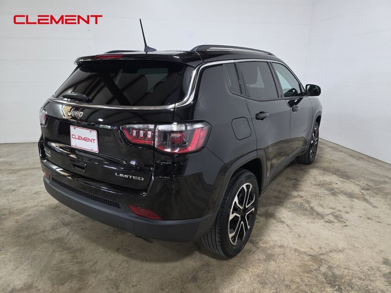 Jeep Compass Vehicle Image 06