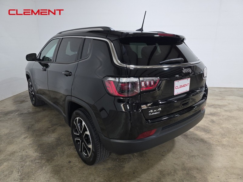 Jeep Compass Vehicle Image 08