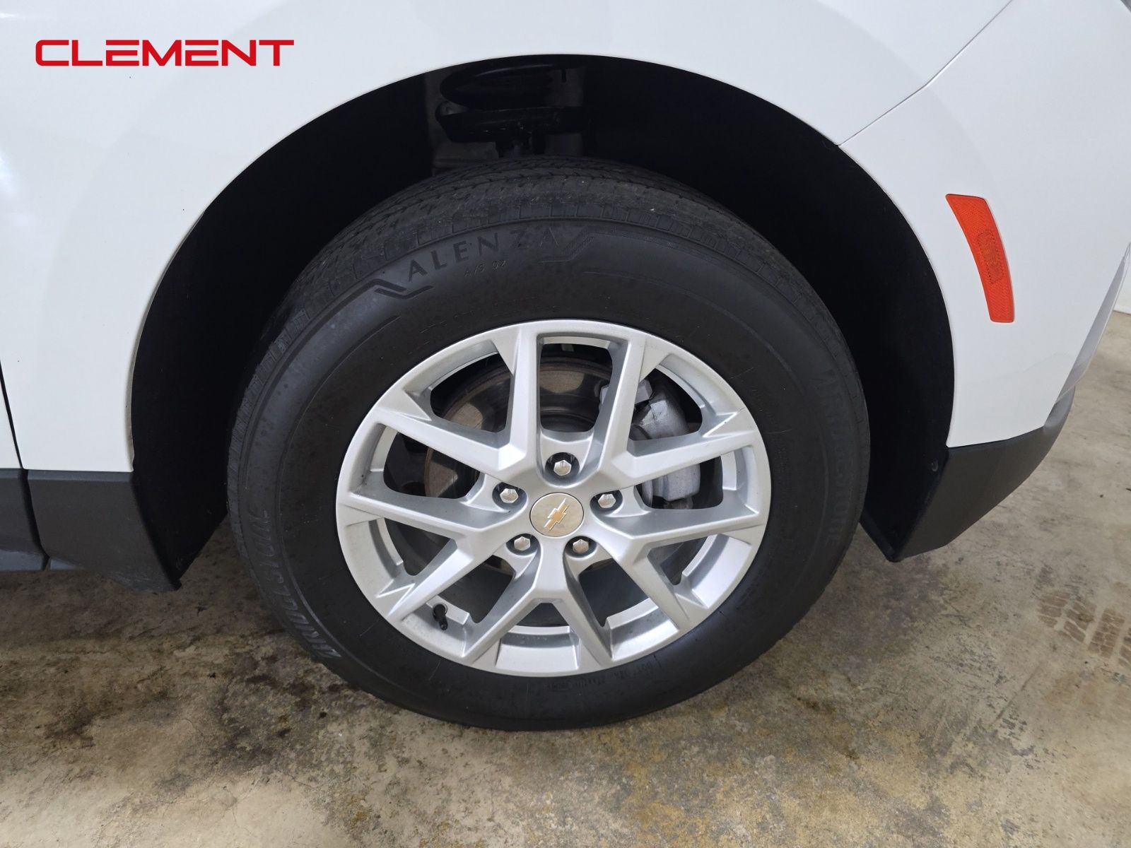 Chevrolet Equinox Vehicle Image 32