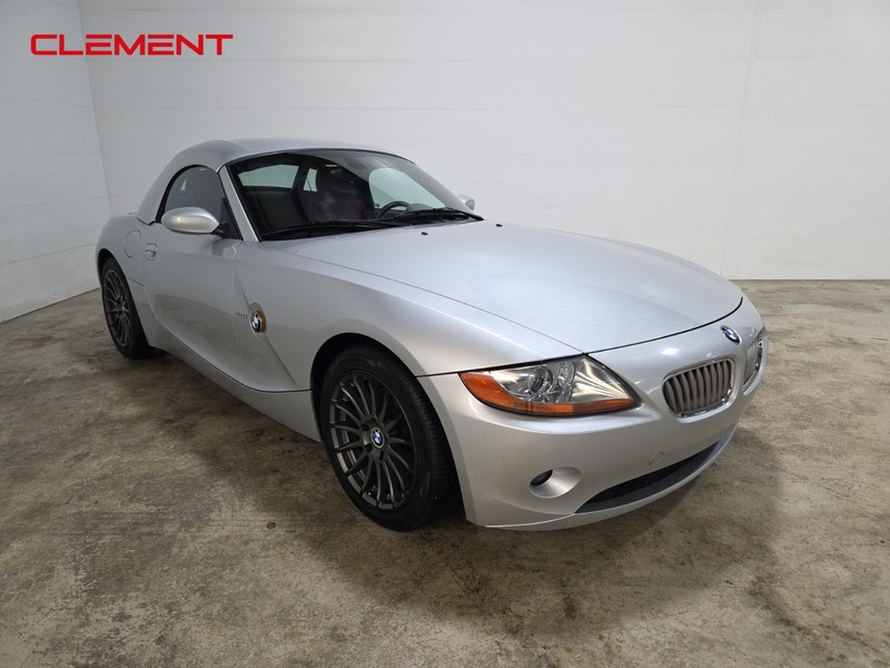 BMW Z4 Vehicle Image 03