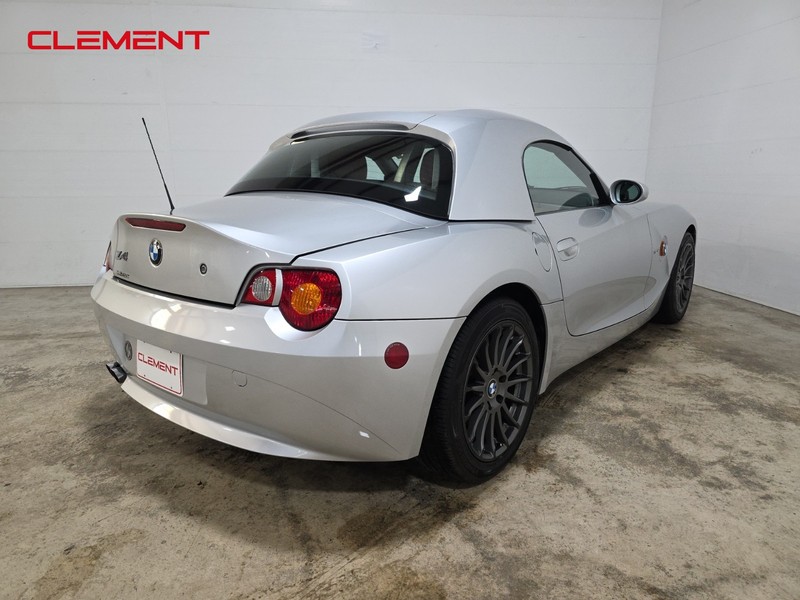 BMW Z4 Vehicle Image 06