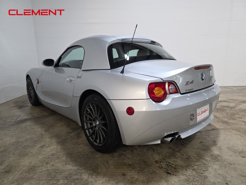 BMW Z4 Vehicle Image 08