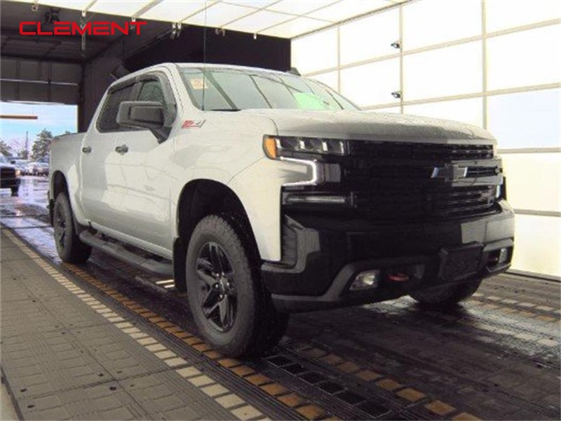Chevrolet Silverado 1500 Vehicle Image 02