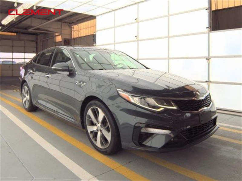 Kia Optima Vehicle Image 02