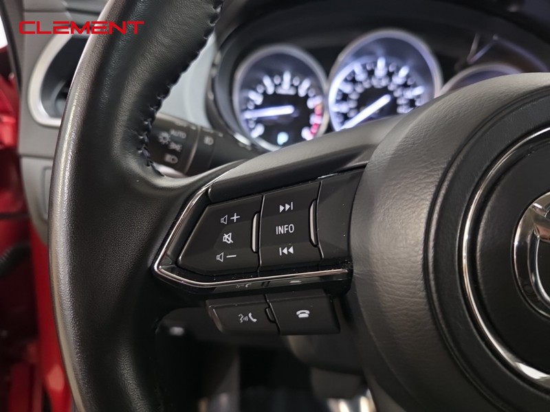 Mazda CX-9 Vehicle Image 11