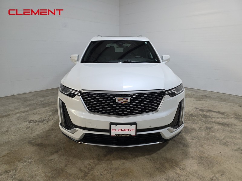 Cadillac XT6 Vehicle Image 02