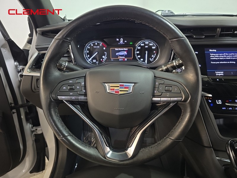 Cadillac XT6 Vehicle Image 12