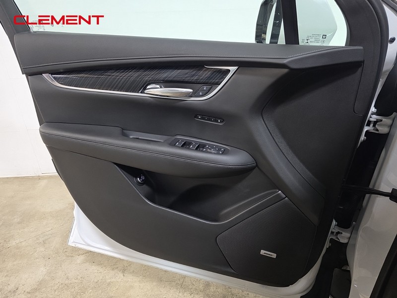 Cadillac XT6 Vehicle Image 25