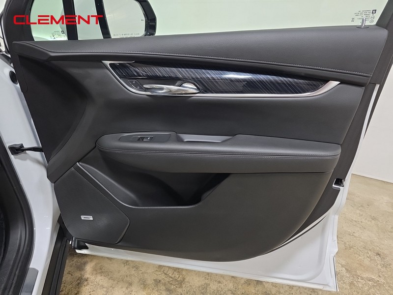 Cadillac XT6 Vehicle Image 35