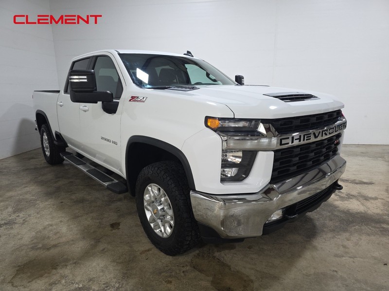 Chevrolet Silverado 2500HD Vehicle Image 03