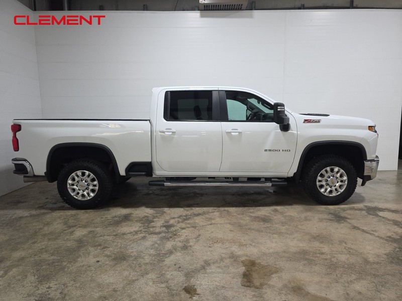 Chevrolet Silverado 2500HD Vehicle Image 04